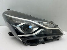 Load image into Gallery viewer, Frontscheinwerfer Toyota Yaris LED Rechts Scheinwerfer Headlight