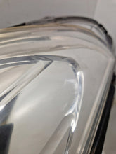 Load image into Gallery viewer, Frontscheinwerfer Peugeot 4007 Xenon Ein Stück (Rechts oder Links) Headlight SCH7898986200ph