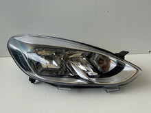 Load image into Gallery viewer, Frontscheinwerfer Ford Fiesta H1BB-13W029-AE Rechts Scheinwerfer Headlight