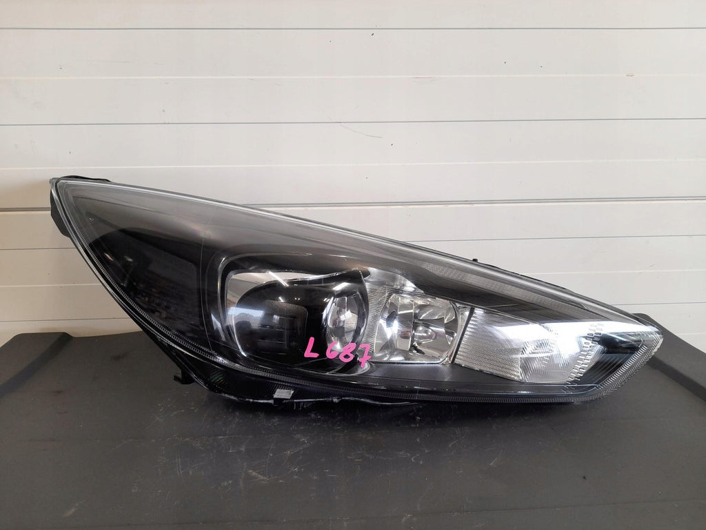 Frontscheinwerfer Ford Focus F1EB-13D154-CG Rechts Scheinwerfer Headlight