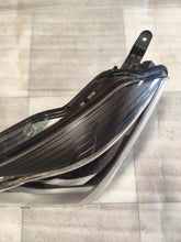 Laden Sie das Bild in den Galerie-Viewer, Frontscheinwerfer Toyota Yaris 81170-0DJ90 LED Links Scheinwerfer Headlight SCH7156174204lx