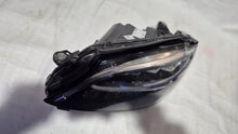 Laden Sie das Bild in den Galerie-Viewer, Frontscheinwerfer Mercedes-Benz A2059065906 Links Scheinwerfer Headlight SCH5136163190bl