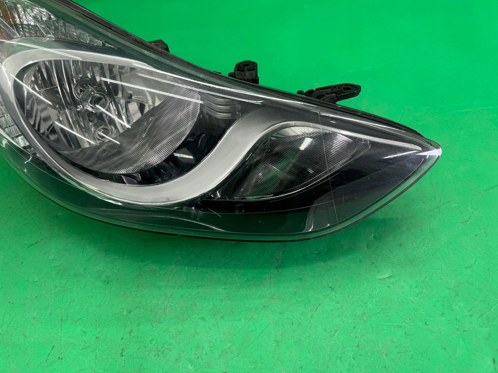 Frontscheinwerfer Hyundai Elantra Rechts Scheinwerfer Headlight