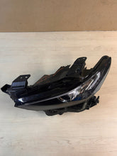 Laden Sie das Bild in den Galerie-Viewer, Frontscheinwerfer Mazda 3 I 216-11832 Links Scheinwerfer Headlight SCH2631632948ag