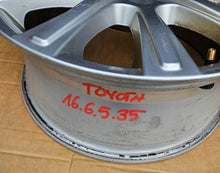 Load image into Gallery viewer, 1x Alufelge 16 Zoll 6.5" 5x114.3 45ET Glanz Silber 42611YY310 Toyota Corolla FEL5520968972do