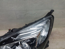 Laden Sie das Bild in den Galerie-Viewer, Frontscheinwerfer Opel Astra J 39027951 LE10A6241 Ein Stück (Rechts oder Links) SCH6679770487jc