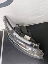 Laden Sie das Bild in den Galerie-Viewer, Frontscheinwerfer Mercedes-Benz Vito A4479063301 Rechts Scheinwerfer Headlight SCH4644691191ok
