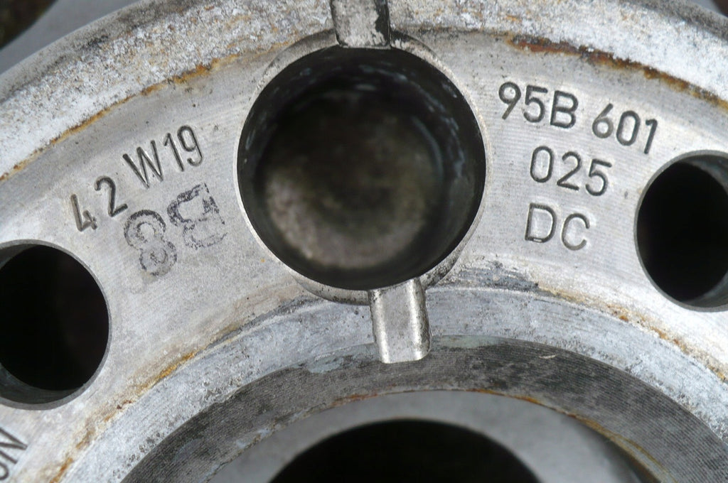 1x Alufelge 18 Zoll 8.0" 5x112 21ET Glanz Silber 95B601025 Porsche Macan