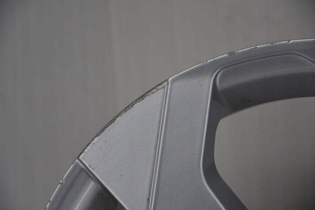 1x Alufelge 17 Zoll 7.0" 5x114.3 40ET Glanz Silber KE409-HV200 Nissan I FEL5304006826rf