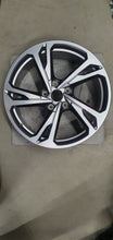 Load image into Gallery viewer, 1x Alufelge 20 Zoll 9.0" 5x130 54ET Glanz Silber 4J3601025AL Audi E-Tron Gt FEL1032600091cn