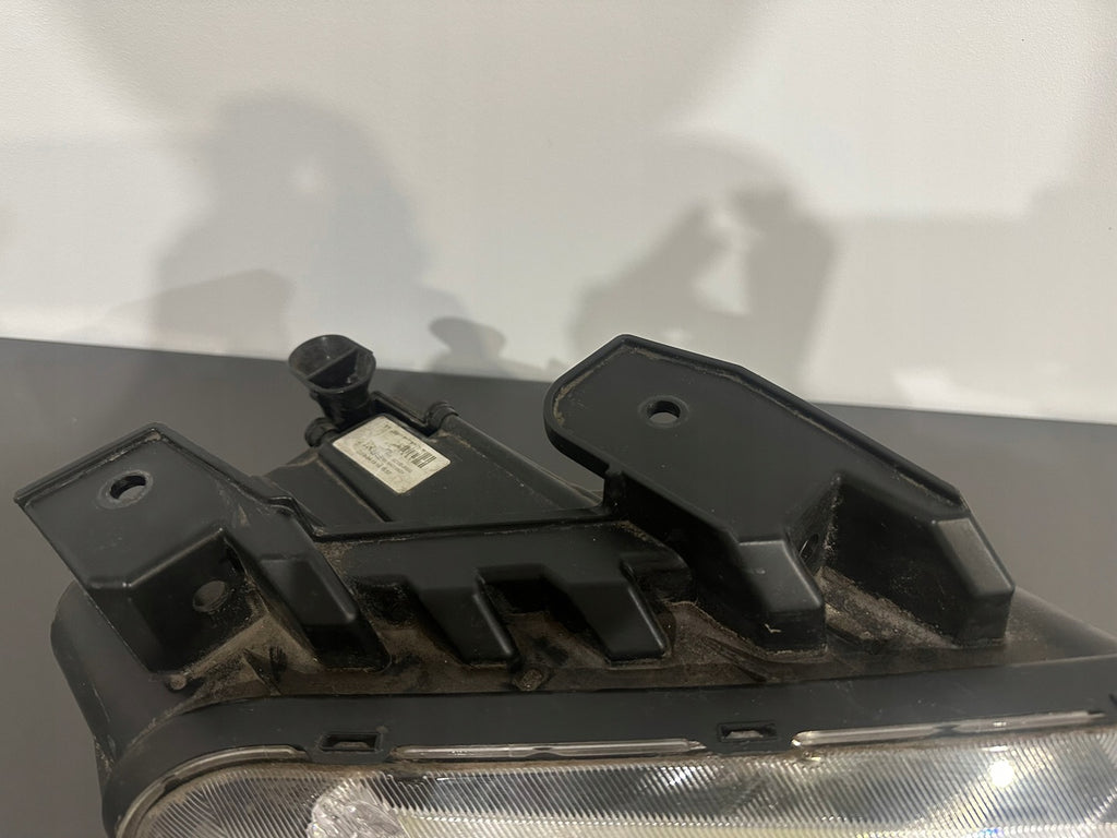 Frontscheinwerfer Hyundai Kona 92102-J9000 Rechts Scheinwerfer Headlight SCH5022011422mf