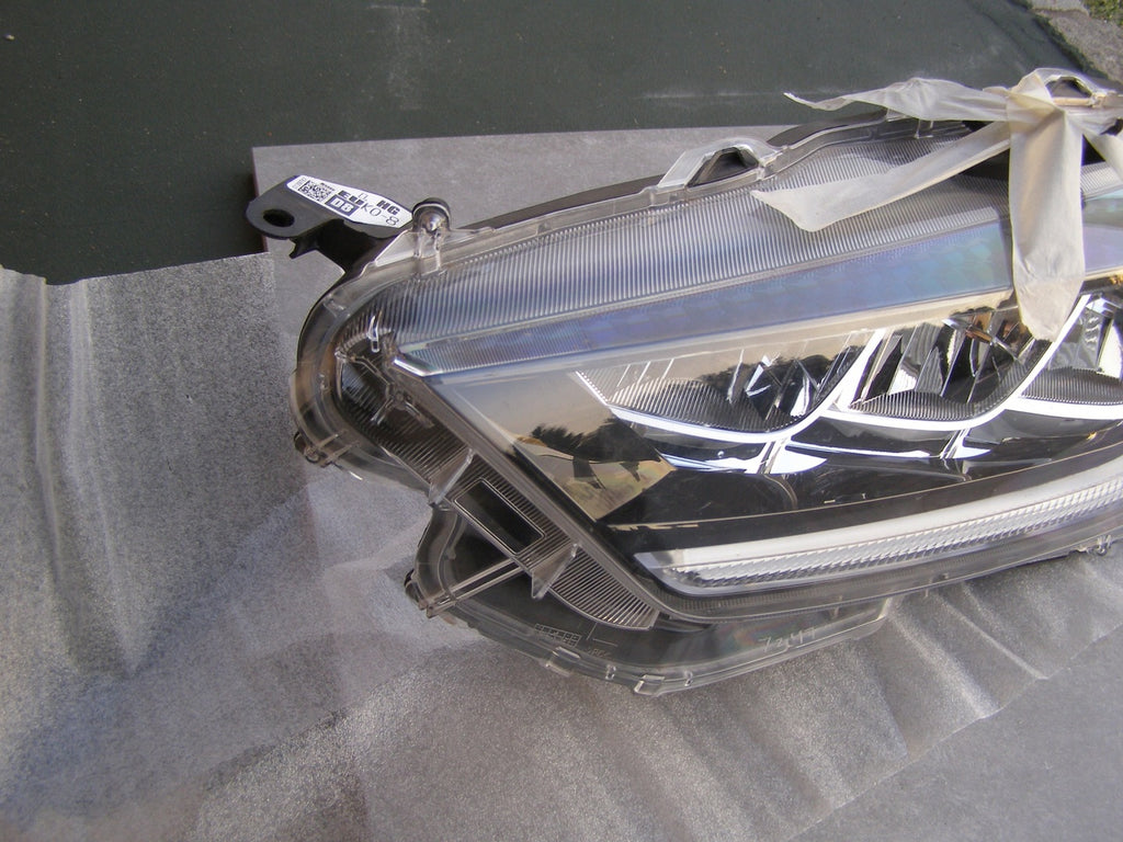 Frontscheinwerfer Toyota Yaris Links Scheinwerfer Headlight