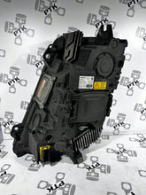 Load image into Gallery viewer, Frontscheinwerfer Volvo 22239244 Xenon Rechts Scheinwerfer Headlight SCH2502409329gs