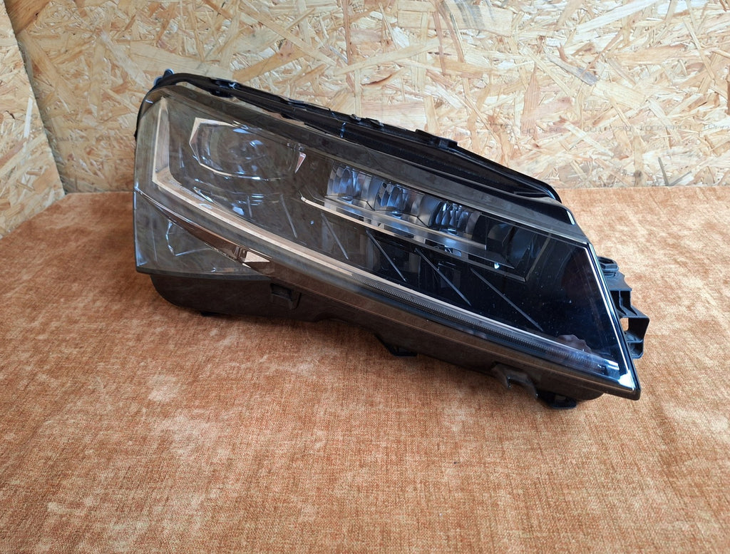 Frontscheinwerfer Skoda Superb III 3V1941016D Full LED Rechts Headlight
