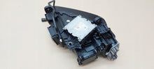 Laden Sie das Bild in den Galerie-Viewer, Frontscheinwerfer Audi Q2 81A941033 Links Scheinwerfer Headlight