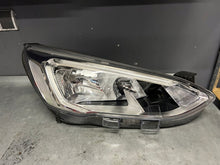 Laden Sie das Bild in den Galerie-Viewer, Frontscheinwerfer Ford Focus JX7B-13W029-AE LED Rechts Scheinwerfer Headlight SCH6674893921ra