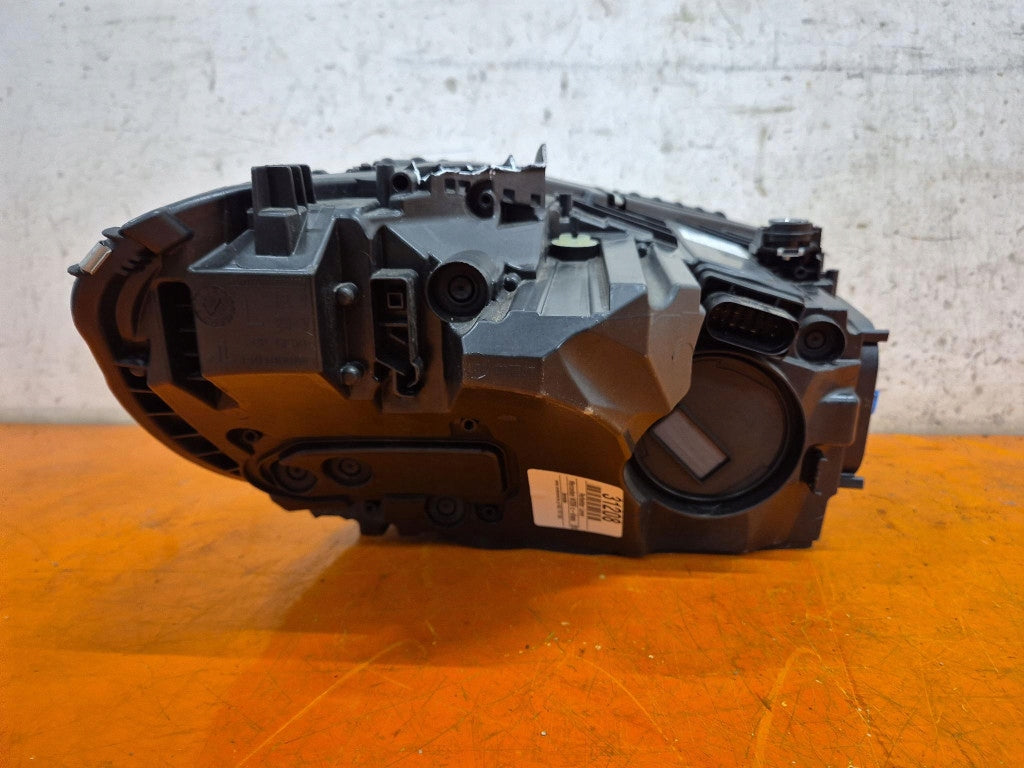 Frontscheinwerfer Mercedes-Benz W206 A2069065304 Links Scheinwerfer Headlight SCH8219434720ls