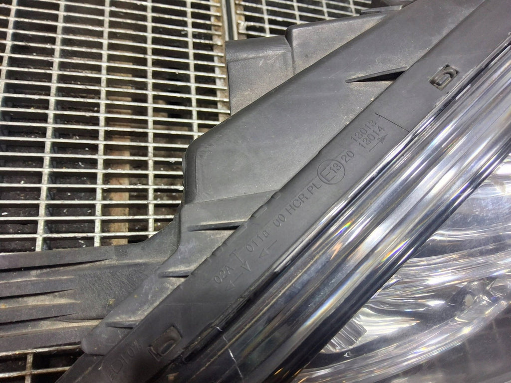 Frontscheinwerfer Hyundai Ix20 921011KXXX Rechts Scheinwerfer Headlight SCH3328312489op