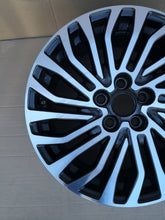 Laden Sie das Bild in den Galerie-Viewer, 1x Alufelge 17 Zoll 7.5&quot; 5x108 55ET JM2C-1007-A1A Ford Mondeo S Max S-Max