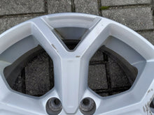 Load image into Gallery viewer, 1x Alufelge 17 Zoll 7.0" 5x114.3 40ET 403008932R Renault III Talisman Captur FEL9380841181en