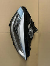 Laden Sie das Bild in den Galerie-Viewer, Frontscheinwerfer BMW F40 9482808 LED Rechts Scheinwerfer Headlight SCH5002775579cv