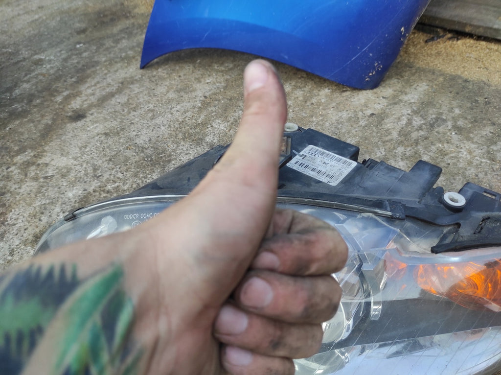 Frontscheinwerfer Audi A4 B7 8E0941003 Links Scheinwerfer Headlight