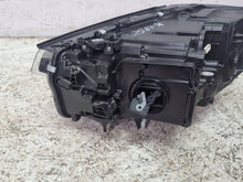 Laden Sie das Bild in den Galerie-Viewer, Frontscheinwerfer BMW G08 7454914-05 Rechts Scheinwerfer Headlight SCH1157986652bp