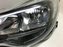 Laden Sie das Bild in den Galerie-Viewer, Frontscheinwerfer Opel Zafira B A 13446801 Ein Stück (Rechts oder Links)