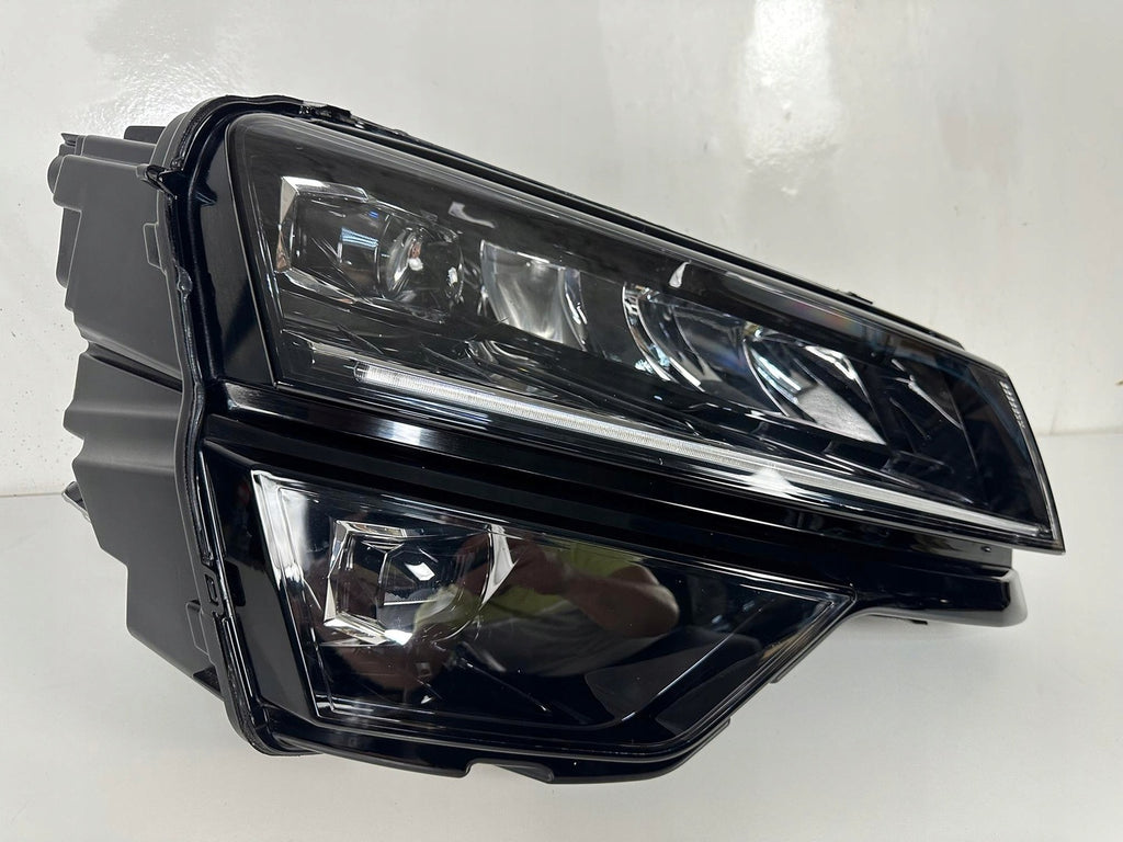 Frontscheinwerfer Skoda Karoq 57B941016 Rechts Scheinwerfer Headlight SCH2621932241hs