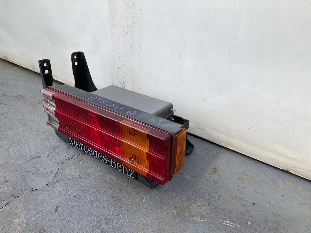 Rückleuchte Mercedes-Benz Ein Stück (Rechts oder Links) Rearlight