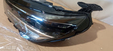 Laden Sie das Bild in den Galerie-Viewer, Frontscheinwerfer Opel Corsa F 1653233280 LED Ein Stück (Rechts oder Links) SCH9378432763tl