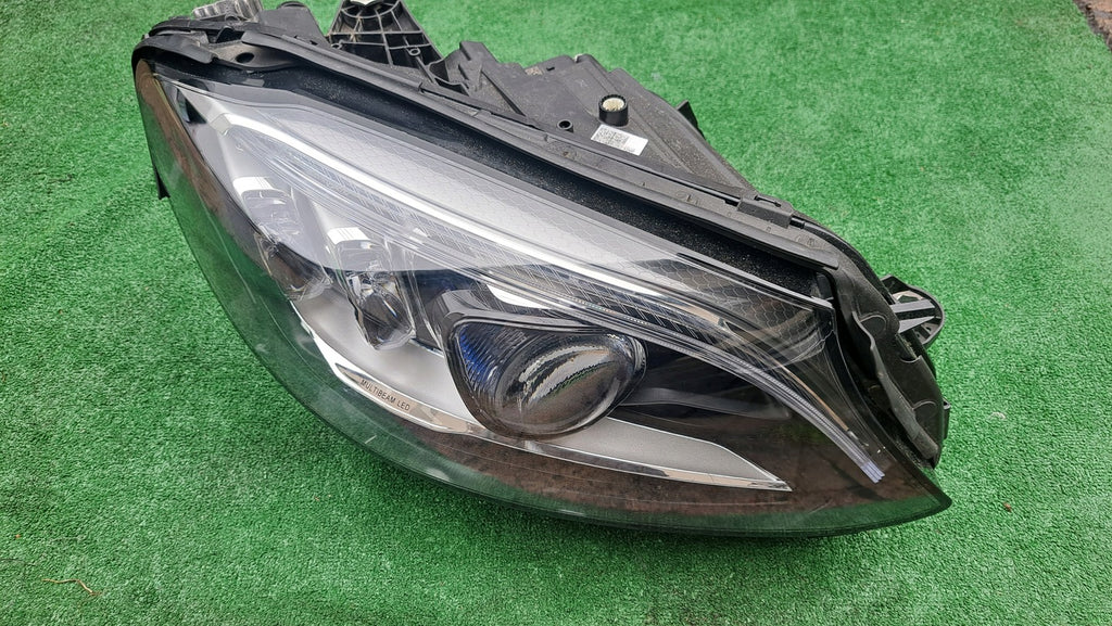 Frontscheinwerfer Mercedes-Benz W205 A2059061606 LED Rechts Headlight SCH9559375151jg