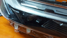 Laden Sie das Bild in den Galerie-Viewer, Frontscheinwerfer Toyota V 25-LIFT LED Rechts Scheinwerfer Headlight SCH8011515317xi