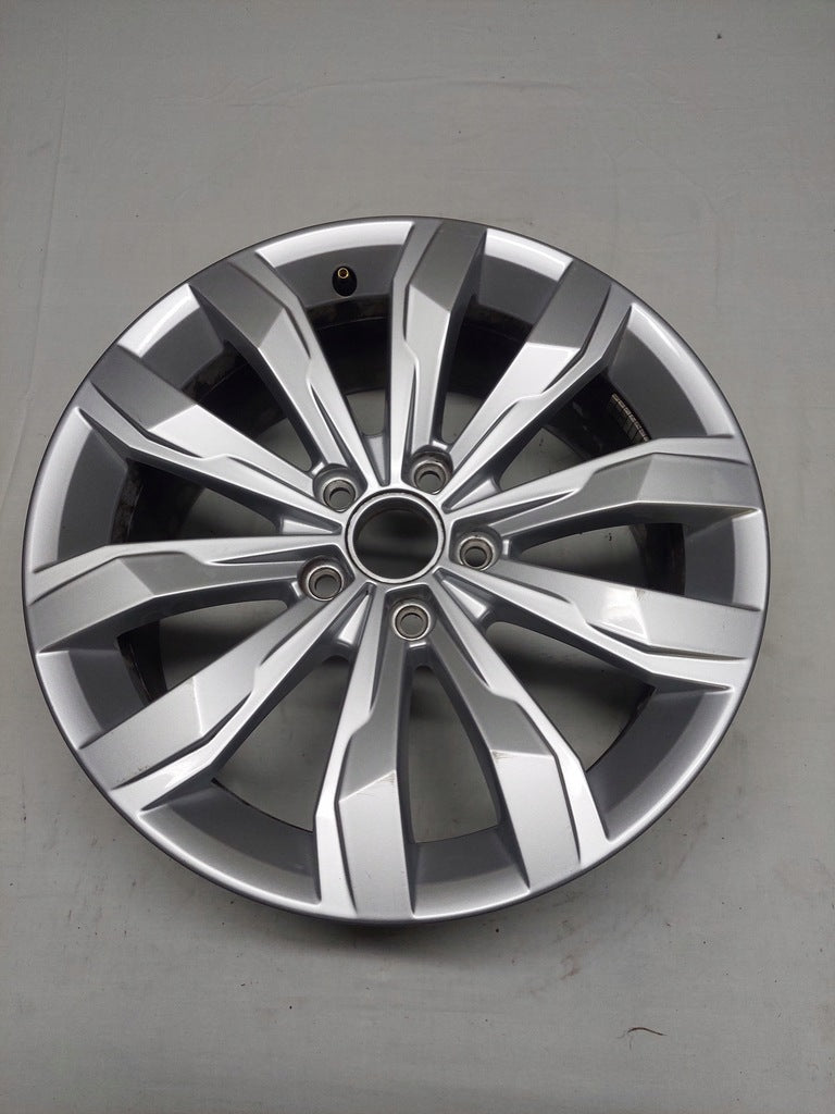 1x Alufelge 17 Zoll 7.0" 5x112 43ET Glanz Silber 2GA601025A Vw Rim Wheel FEL9973446764xl