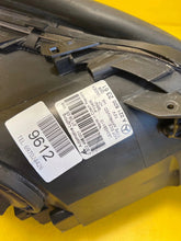 Laden Sie das Bild in den Galerie-Viewer, Frontscheinwerfer Mercedes-Benz W221 A2218200716 Xenon Links Headlight SCH5283517994ei