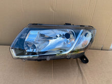 Load image into Gallery viewer, Frontscheinwerfer Dacia Logan 260601236R LED Links Scheinwerfer Headlight