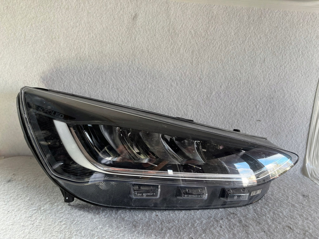 Frontscheinwerfer Ford Focus NX7B-13E014-CD Rechts Scheinwerfer Headlight