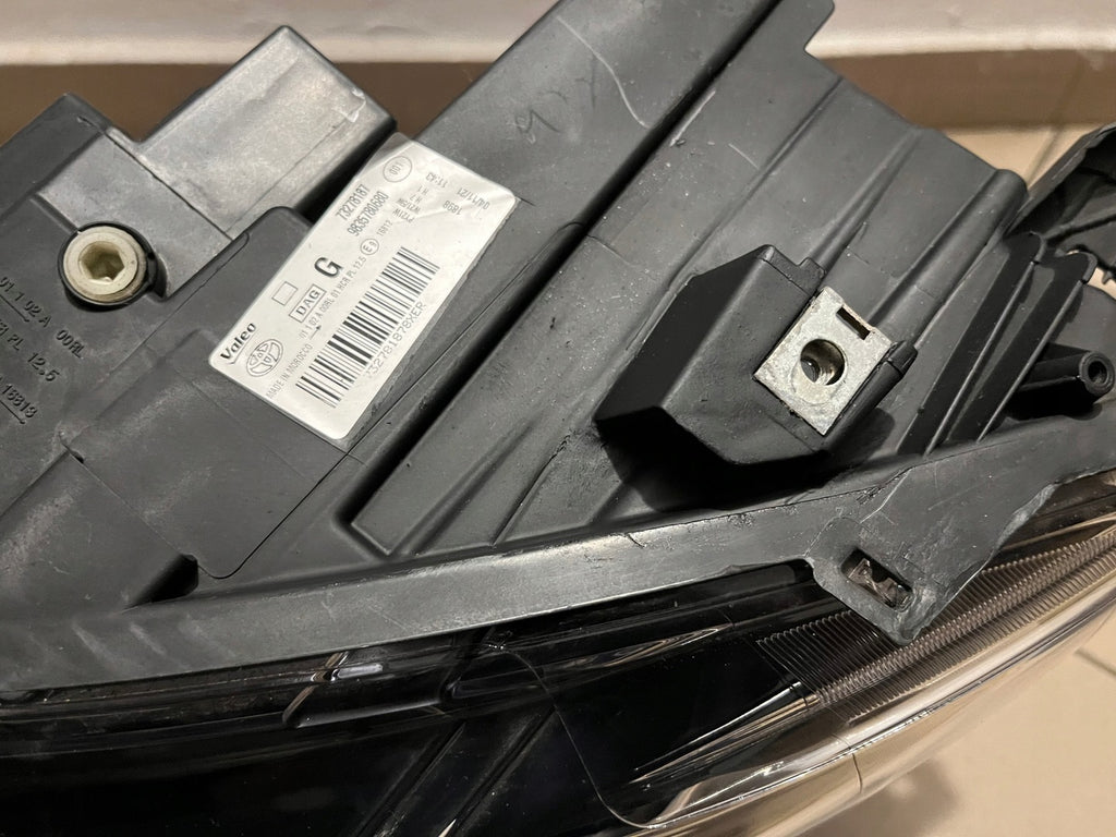 Frontscheinwerfer Toyota Proace City Verso 9835780680 Links Headlight SCH8916330198yp