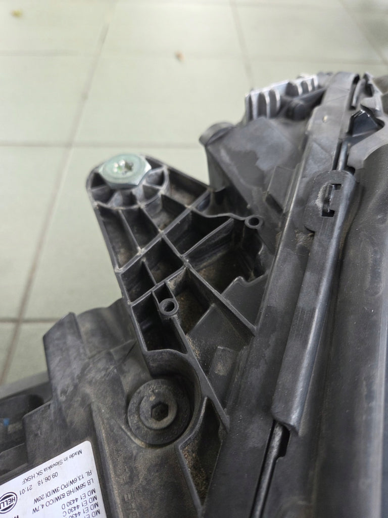 Frontscheinwerfer Mercedes-Benz W205 2059068605 2059068505 Rechts oder Links SCH2870035680nx