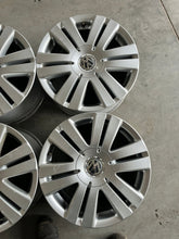 Laden Sie das Bild in den Galerie-Viewer, 4x Alufelge 16 Zoll 7.0" 5x112 45ET Glanz Silber 87169090 VW Passat Rim Wheel FEL8894103487ra