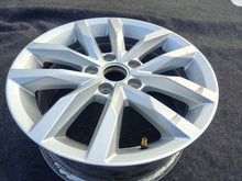 Load image into Gallery viewer, 1x Alufelge 16 Zoll 6.5" 5x112 41ET Glanz Silber 3G0601025BM VW Passat B8 FEL2074427158gm