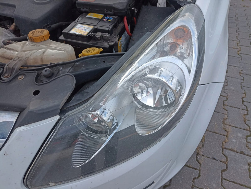 Frontscheinwerfer Opel Corsa D Ein Stück (Rechts oder Links) Headlight