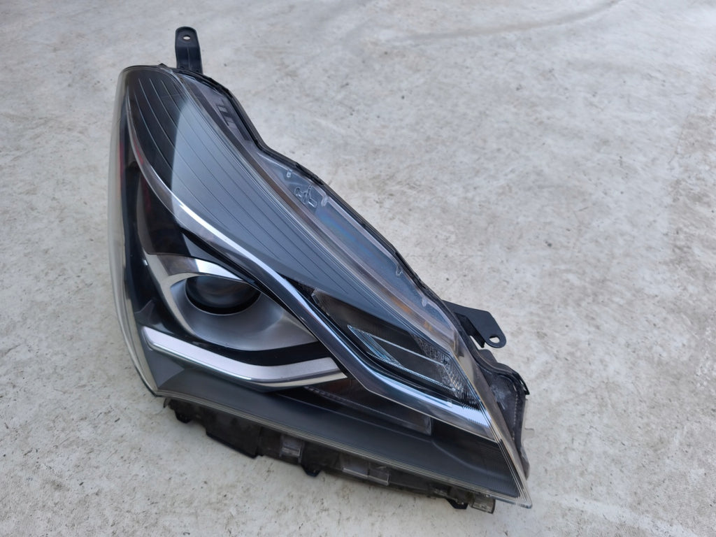 Frontscheinwerfer Toyota Yaris FPW1718 Rechts Scheinwerfer Headlight SCH6970692350pw