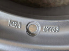 Load image into Gallery viewer, 1x Alufelge 17 Zoll 7.0" 5x108 48ET Silber KBA47783 BMW 1 I Passat Rim Wheel FEL6171758036ej