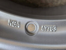 Load image into Gallery viewer, 1x Alufelge 17 Zoll 7.0" 5x108 48ET Silber KBA47783 BMW 1 I Passat Rim Wheel FEL6171758036ej