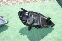 Laden Sie das Bild in den Galerie-Viewer, Frontscheinwerfer Opel Zafira B 24451044LH Links Scheinwerfer Headlight SCH7468020483ps