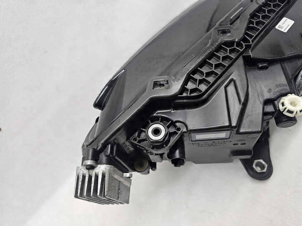 Frontscheinwerfer Skoda Superb III 3V1941015D Links Scheinwerfer Headlight