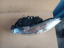 Load image into Gallery viewer, Frontscheinwerfer Volvo C30 31299827 Xenon Ein Stück (Rechts oder Links) SCH8979487081dz