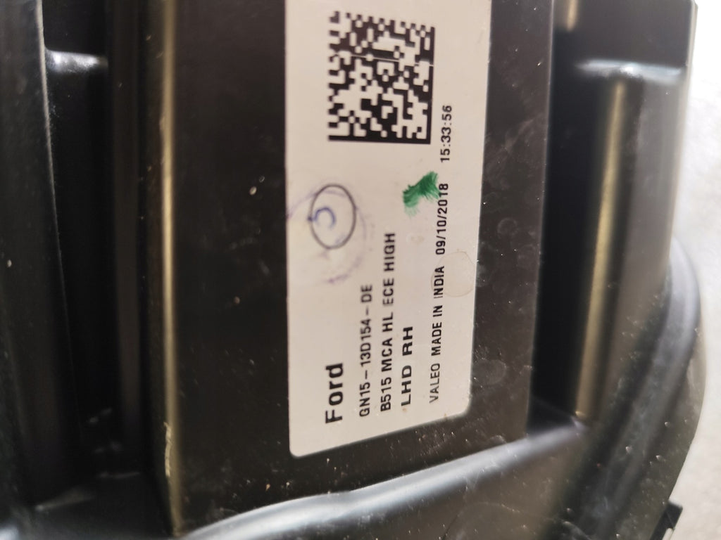 Frontscheinwerfer Ford Ecosport GN15-13D154-DE Xenon Rechts Headlight SCH3019305358sc