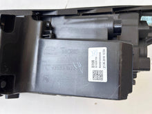 Load image into Gallery viewer, Frontscheinwerfer Hyundai Tucson 92102-D7700 Rechts Scheinwerfer Headlight SCH6397318958cq